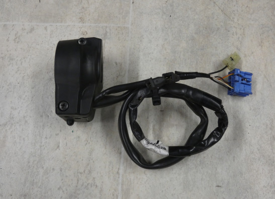 Handlebar switch assy right Honda CBR 650 F