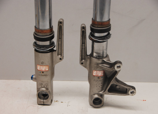 Voorpoot binnen Buell Firebolt XB12R-S 