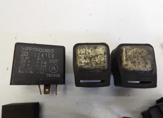 Relais unit Yamaha XV 700 / 750 SE