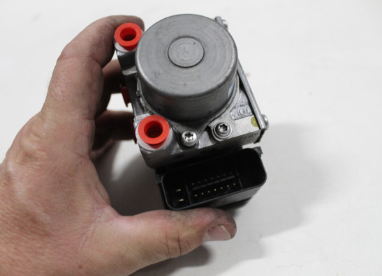 ABS pomp Honda CTX 700 N