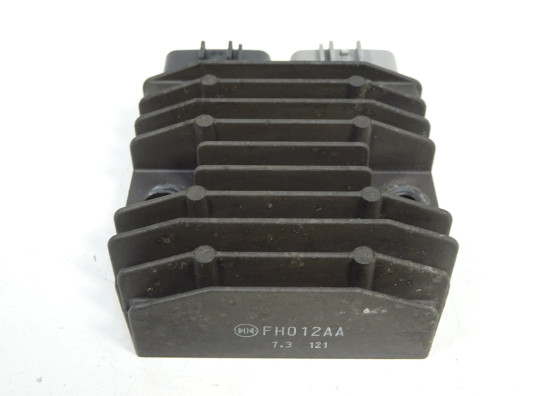 Spanningsregelaar Yamaha FZ1