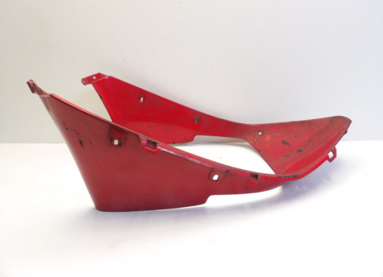 Cowl V shape under Honda VFR 750