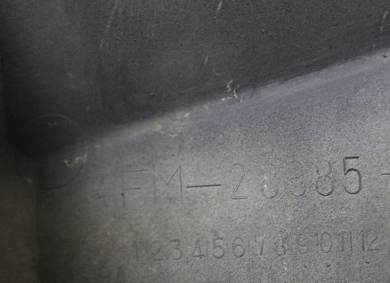 Onderkuip Yamaha YZF 750