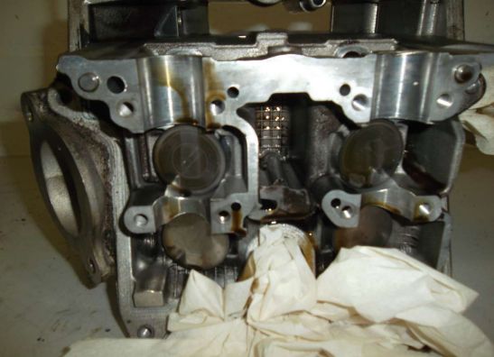 Cylinder head Aprilia RSV 1000