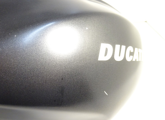 Tank Ducati Monster 695