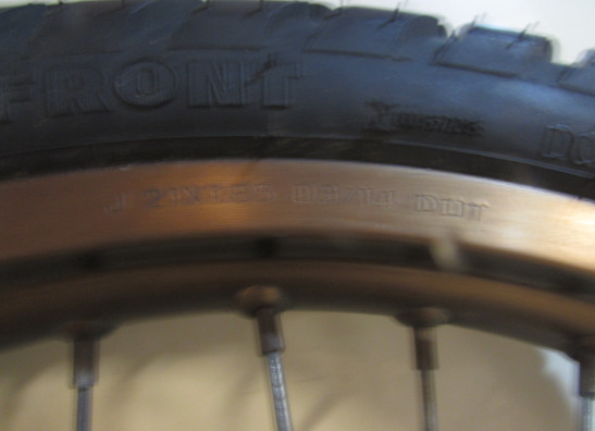 Voorwiel compleet Mash Adventure 400