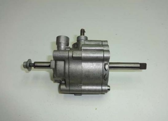 Oliepomp Honda CBR 1100 XX