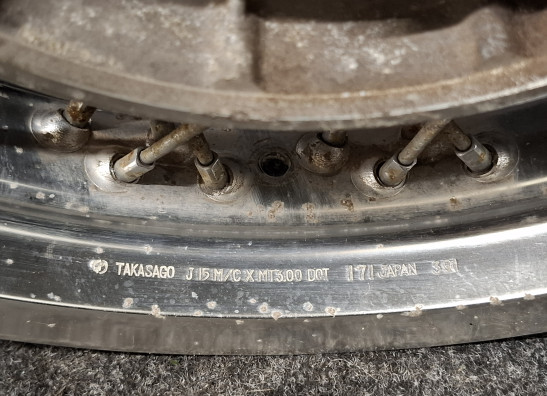 Rear wheel Suzuki VS 700 Intruder