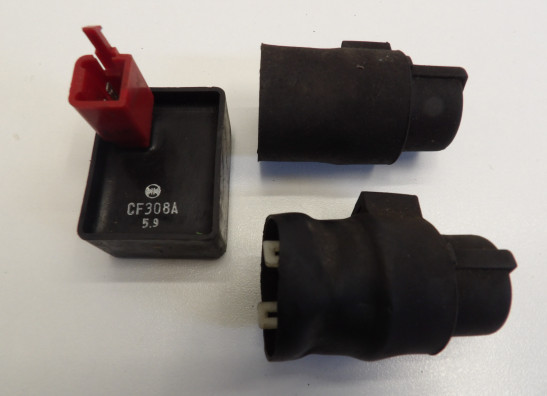 Relay Kawasaki ZXR 750