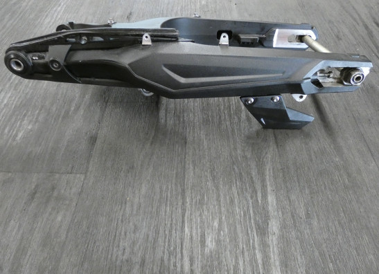 Hinterradschwinge Triumph Tiger 800