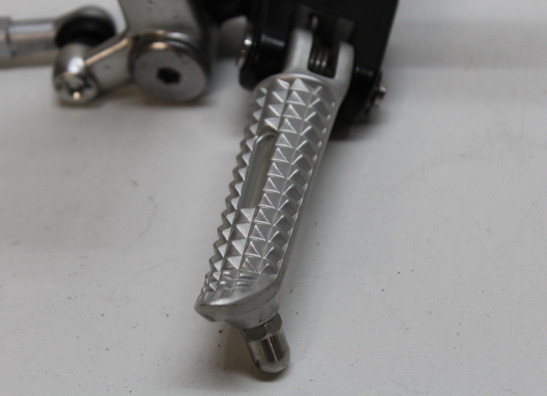 Fussrastetrager vorne links Triumph Bonneville T 120