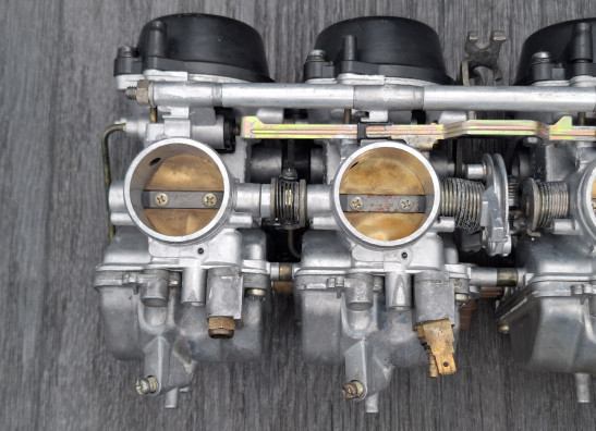 Carburetor assy Suzuki RF 600