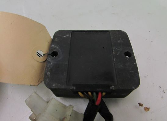 Spanningsregelaar Honda CMX 250 