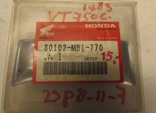T stuk Honda VF 700  750 C Magna