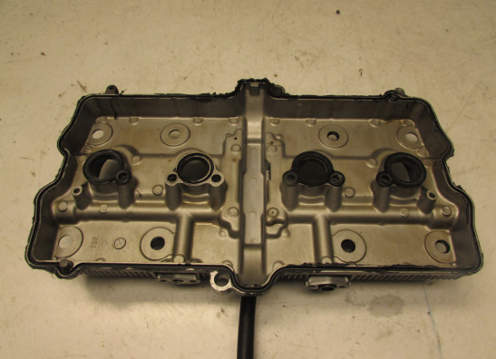 Cylinder head cover Suzuki GSX F 750