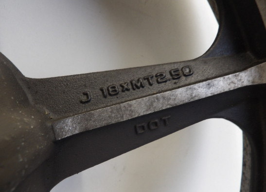 Felge vorne Honda VF 700  750 C Magna