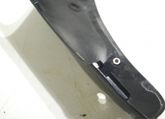 Cowl upper connector Suzuki GSF 600 650 Bandit 