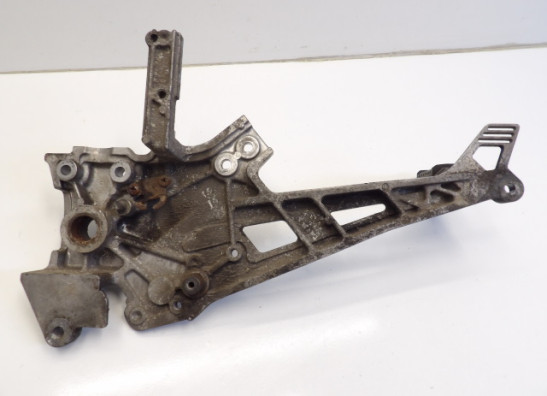 Fussrastetrager vorne rechts Kawasaki GPZ 900