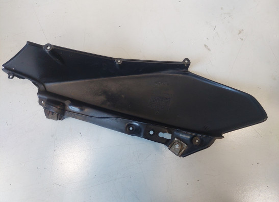 Linker luchtbuis Aprilia RSV 1000