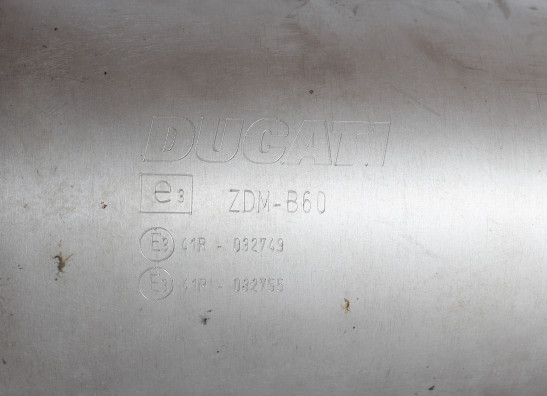 Uitlaat Ducati monster 696