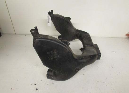 Air intake center Yamaha YZF R6