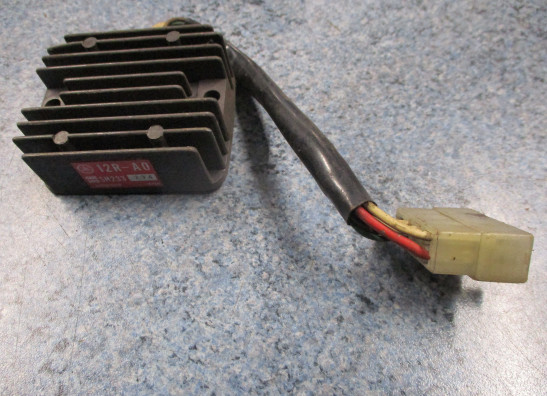 Spanningsregelaar Yamaha XJ 700