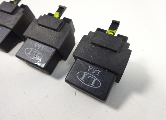 Relais unit Aprilia Tuono 660