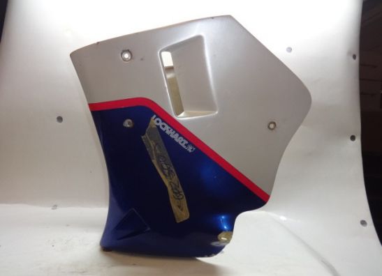 Cowl under Kawasaki GPZ 500