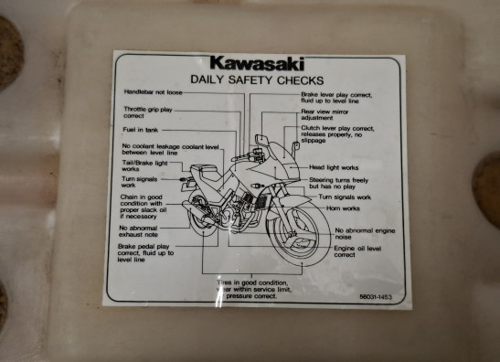 Zadel Kawasaki ZZR 250