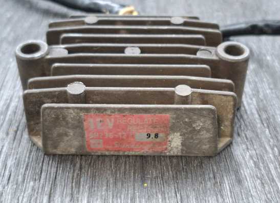 Spanningsregelaar Honda CBX 400 F