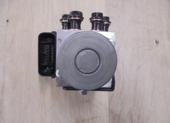 ABS pomp Benelli TRK 702