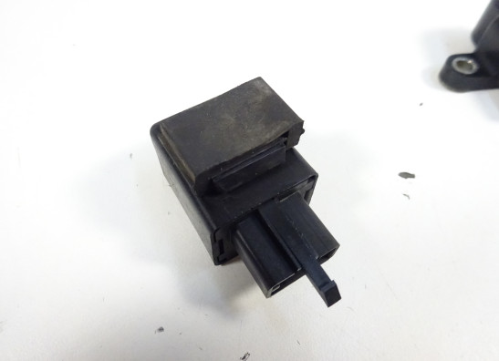 Relais unit Kawasaki ER 6