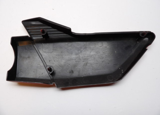 Rechter zijkuip klein Suzuki GSX 400 F