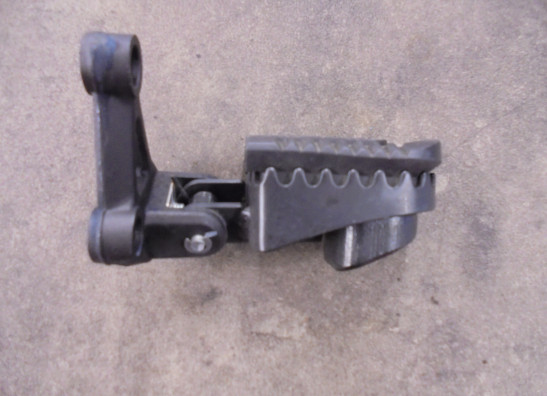 Fussrastetrager vorne rechts Benelli TRK 702