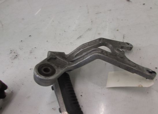 Soziusfussraste rechts Suzuki GSX R 1100