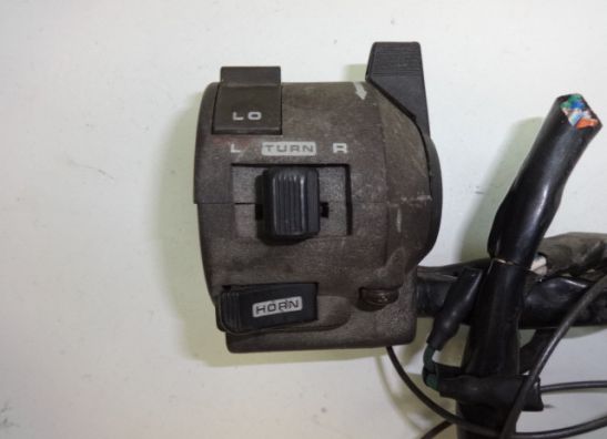 Stuurschakelaar links Honda VF 700  750 C Magna