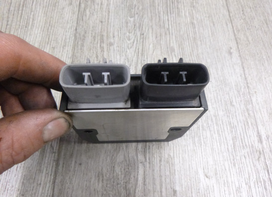 Regulator rectifier  Triumph Street Triple 675