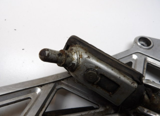 Fussrastetrager vorne rechts Honda XBR 500