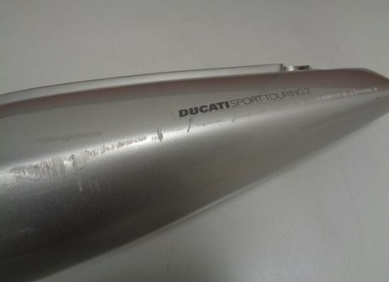 Linker achterkant Ducati ST2