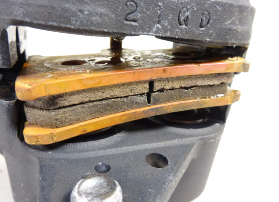 Remklauw rechts voor Yamaha FZ1