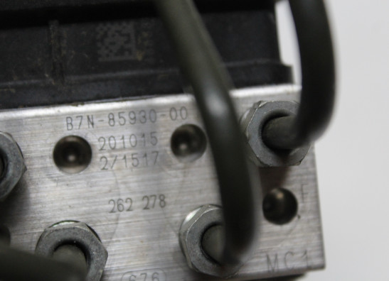 ABS pomp Yamaha MT 09