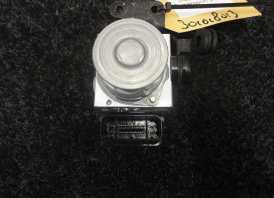 ABS pomp Ducati 939 Supersport