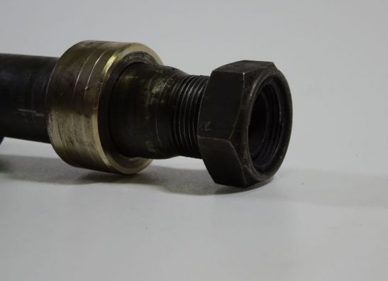 Rear axle Yamaha YZF R1