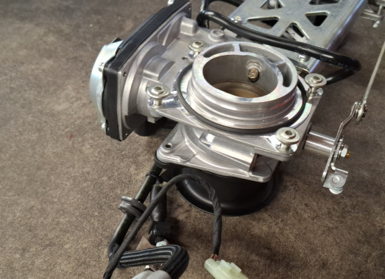 Gasklephuis Ducati Monster 821