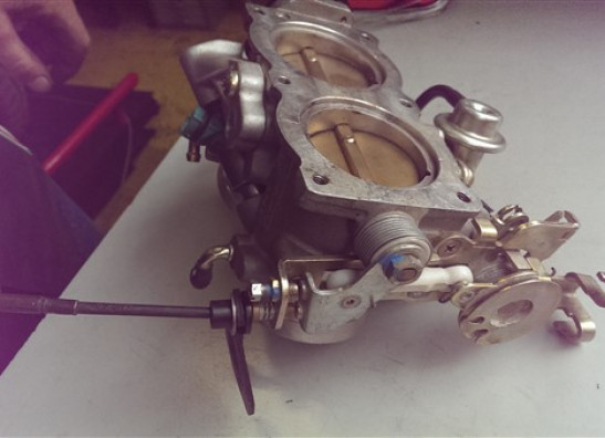 Throttle body Aprilia RSV 1000