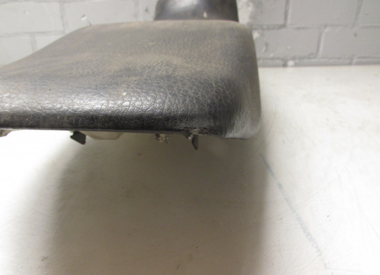 Zadel Kawasaki GPX 750