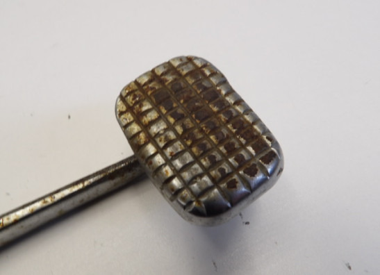 Brake pedal Suzuki GSX 400 E