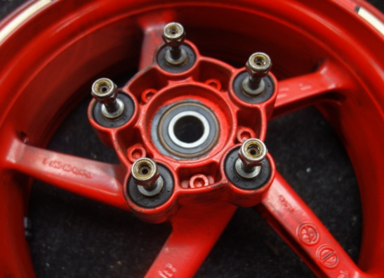 Achtervelg Aprilia RSV 1000