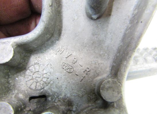 Soziusfussraste rechts Honda CBR 600 F