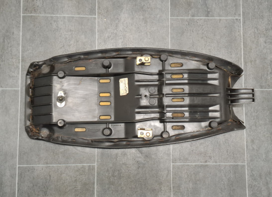 Zadel Triumph Trident 900